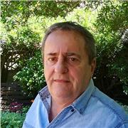 I am a native user of English and teach Business English also online, with experience teaching Turkish and Iranian students